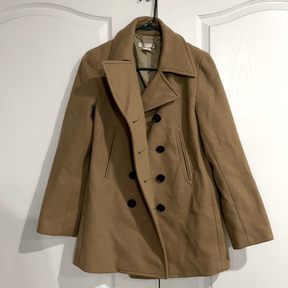 J Crew beautiful women’s camel pea coat - small 🤎